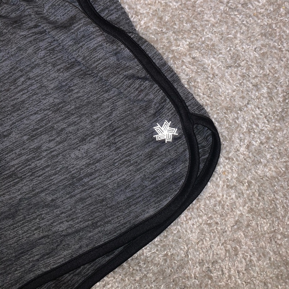 COPY - Tek Gear Dry Tek Gray & Black athletic sho… - Picture 4 of 6
